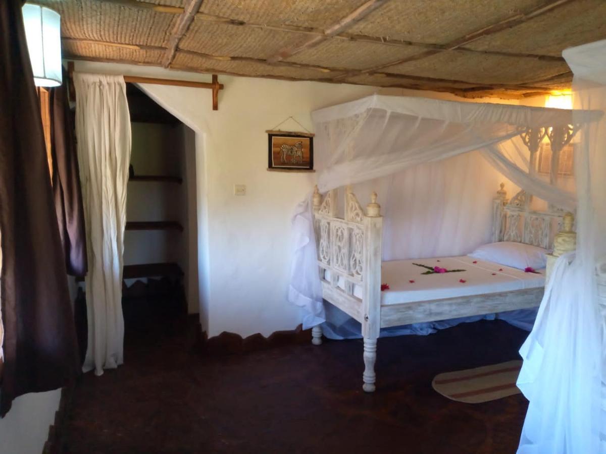 Mvuvi Lodge Watamu Exterior photo