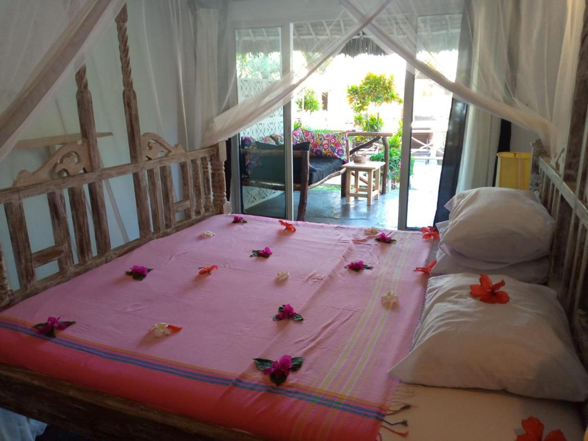Mvuvi Lodge Watamu Exterior photo