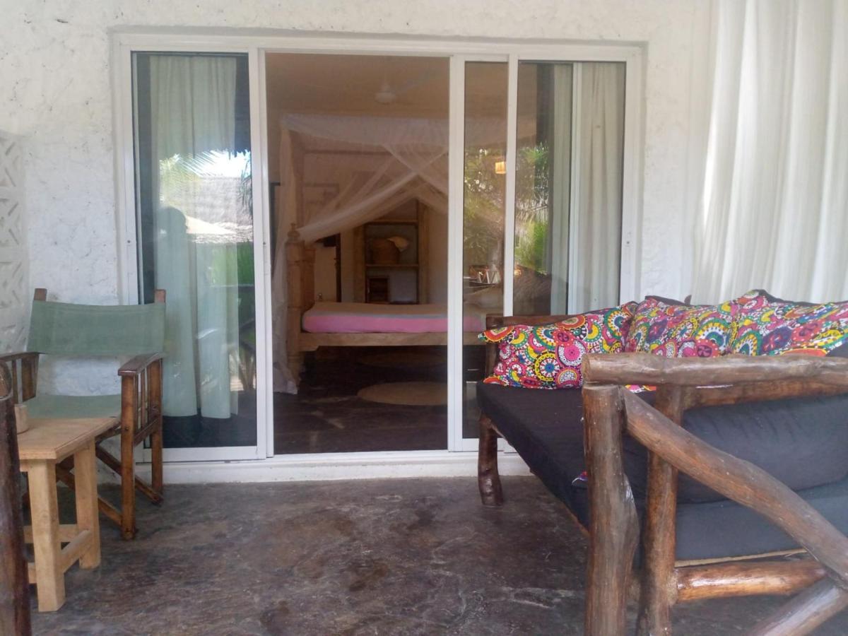 Mvuvi Lodge Watamu Exterior photo